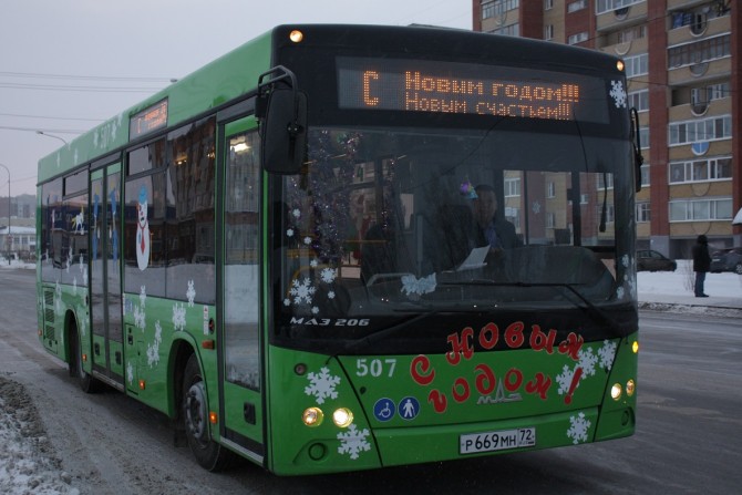 новогодний автобус