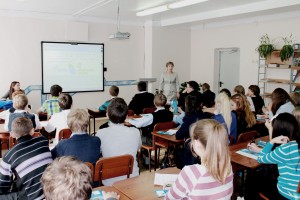 Учащиеся школы No.19 г. Красноярска узнали много интересного от практикующ...