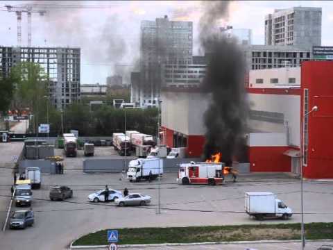 У «Магнита» на Одесской сгорел грузовик