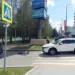 В Тобольске двое подростков на электровелосипеде влетели в Mazda у торгового центра