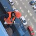 Тюменцев затопило во время капремонта: ливень прорвался в квартиры через крыши